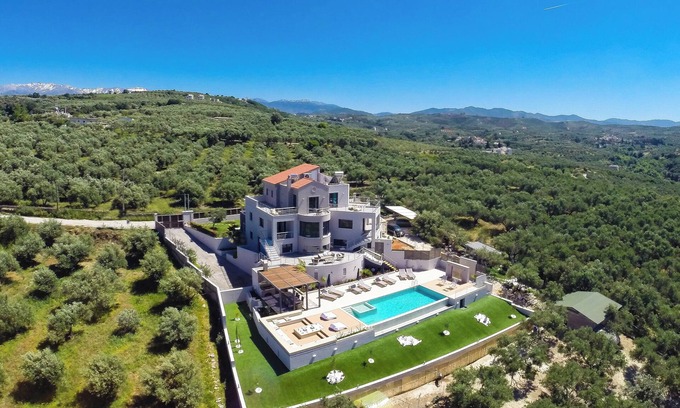 Kontomari Villa | Lux Villa ★Top Sea View ★ Gym & 6 bedrooms★Private Heated Pool