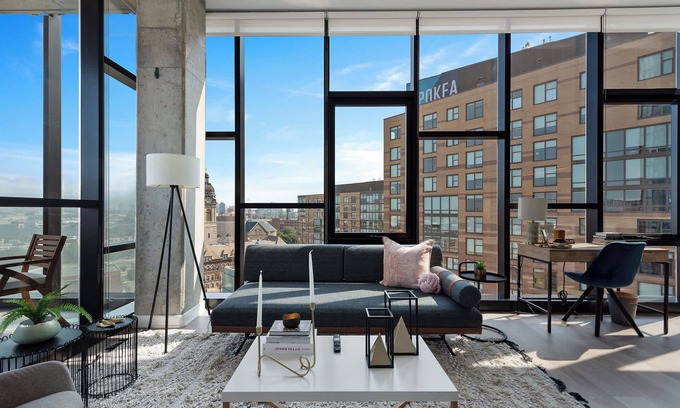 River West Apartment | Luxe 1BR: Unmatched Views & Location