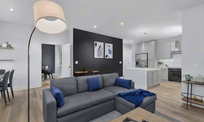 Hayes Apartment | Luxe 3BR King Suite Mins to Downtown Durham!