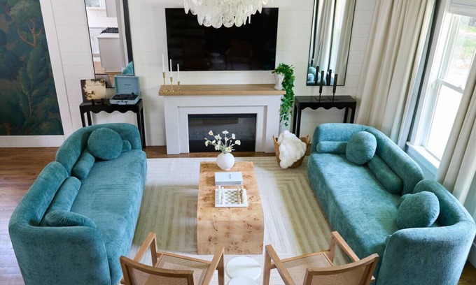 Downtown House | Luxe 5BR Designer Retreat w/Hot Tub | 3 mins to Downtown, 8 to NC State