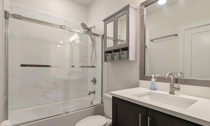 Alta Vista House | Luxe Arlington Park Home - Central to all of SRQ!