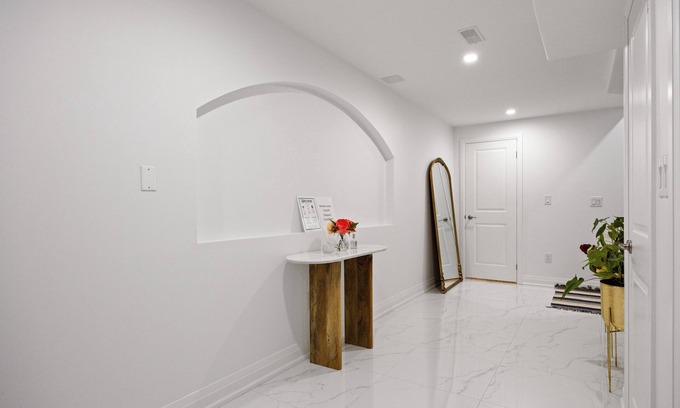 Caledon Apartment | Luxe & Cozy: Stylish Apartment in Caledon