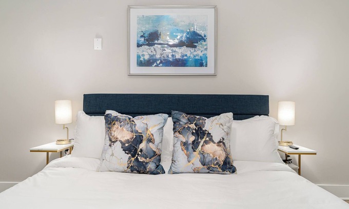 Winston - Salem Apartment | Luxe Downtown Suite with King Bed, Smart TVs & Free Parking