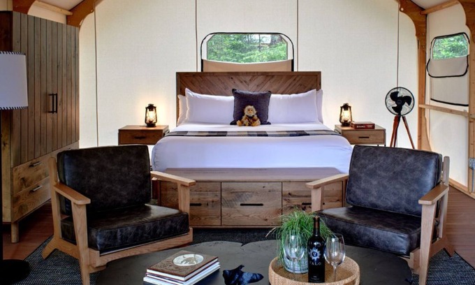 Stevenson House | Luxe Escapes: Glamping in Washington's Wilderness