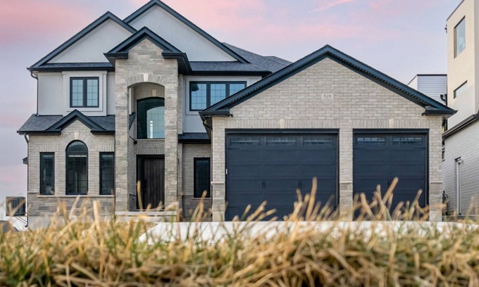 London House | Luxe Exclusive 4 Bedroom House