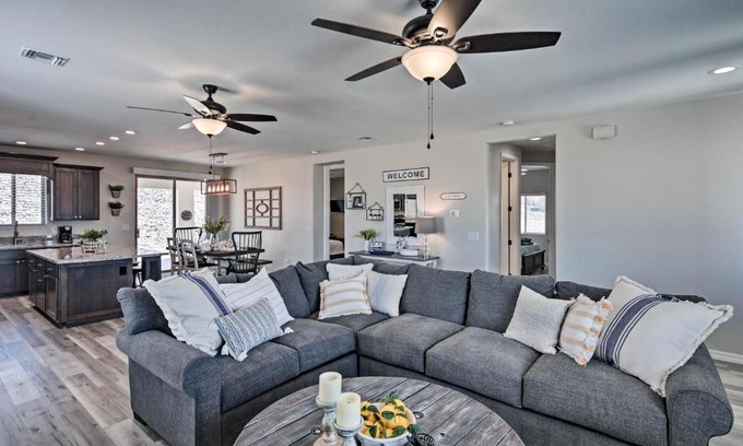 Sunridge Estates House | Luxe Home with OHV Access, 5 Mi to Lake Mohave!