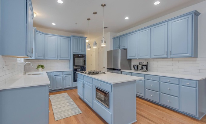 Friendly House | Luxe home with great amenities close to MGM, National Harbour, DMV