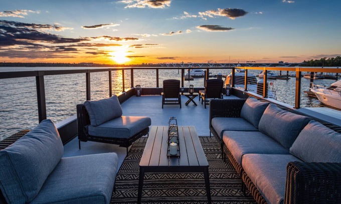 National Harbor Boat Rental | Luxe Houseboat: Majestic Sunsets with 360 Views