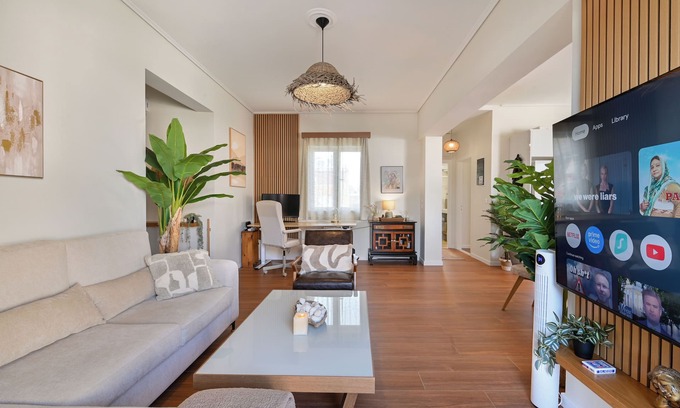 Preveza House | Luxe Penthouse, Seaview, jacuzzi, big patio, fiber