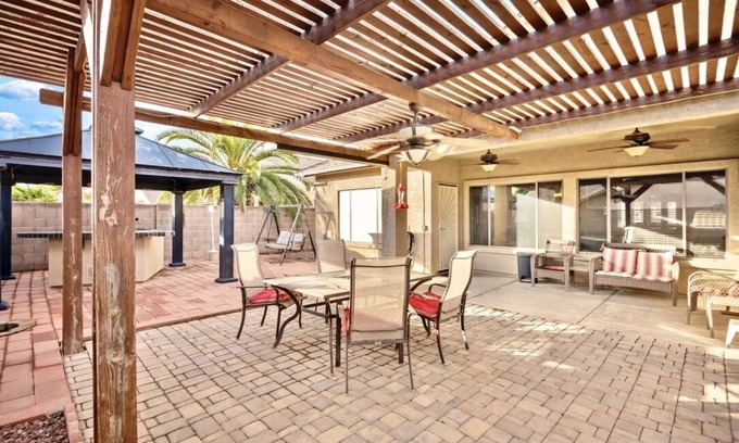 Gilbert House | Luxe Private Gilbert Oasis Near Heritage District!