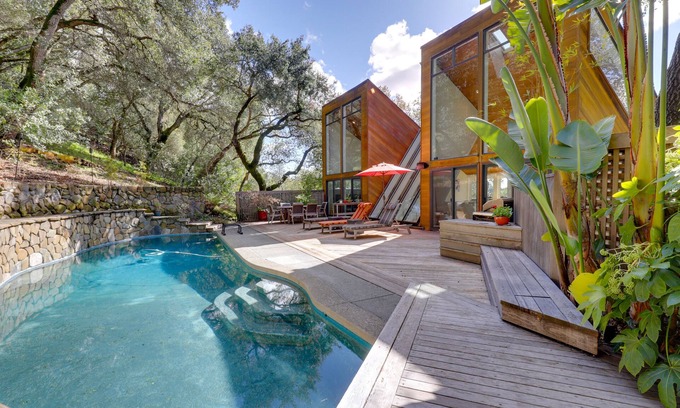 Santa Rosa House | Luxe Santa Rosa Home ~ 3 Mi to Downtown!