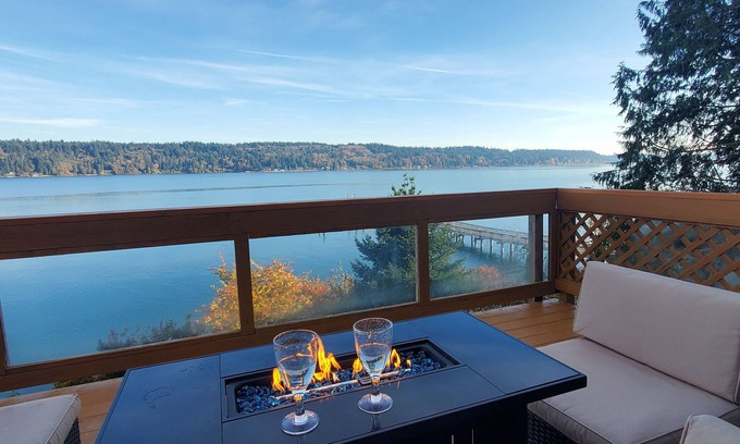 Bremerton House | Luxe Waterfront Haven – Private Beach, Game Room & Breathtaking Views