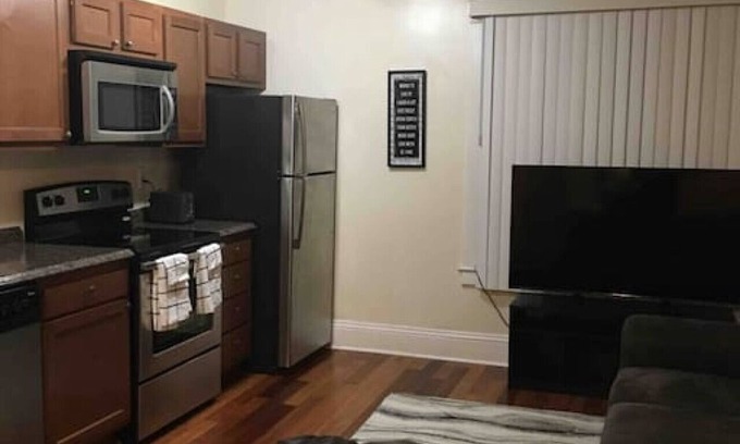Niskayuna Apartment | luxery lounge with free parking