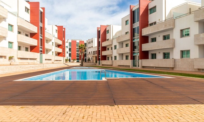 Barra Apartment | Luxo Apartment in Condominium dated with Pool