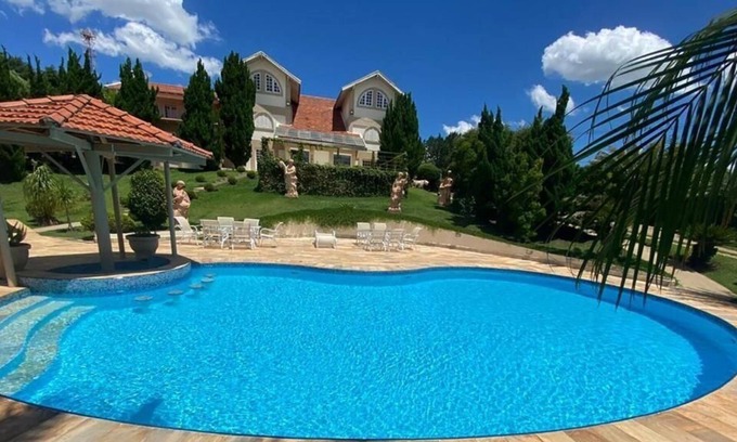 Vinhedo House | LUXOBRASIL #SP10 Saab Mansion Seasonal Rent