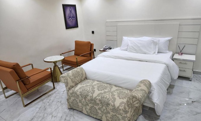 Ojodu Hotel | LUXOL HOMES&SUITES