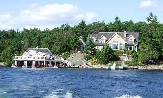 Seguin Villa | Luxury Cottage-Boathouse - 8 Bdrms, Waterfall! SW Exposure! Water Tramp! It ALL!