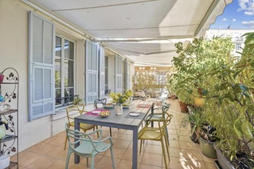 Les Baumettes Apartment | Luxueux appartement avec terrasse et parking