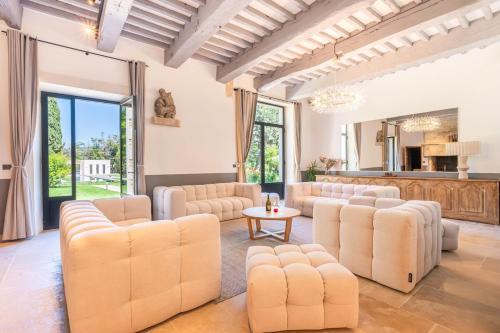 Fontvieille Villa | Luxueux domaine au cœur des alpilles