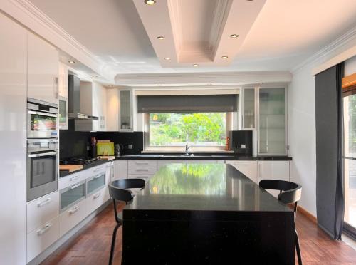 Caldas da Rainha Villa | Luxuosa Vila Alvorninha