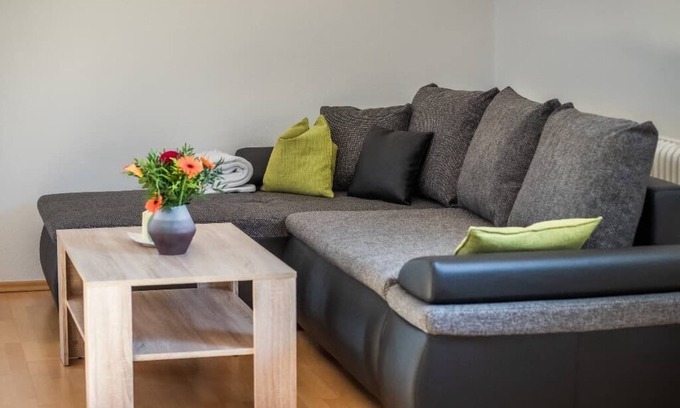 Breitenberg Apartment | Luxuriöse Ferienwohnung mit Badewanne und Balkon