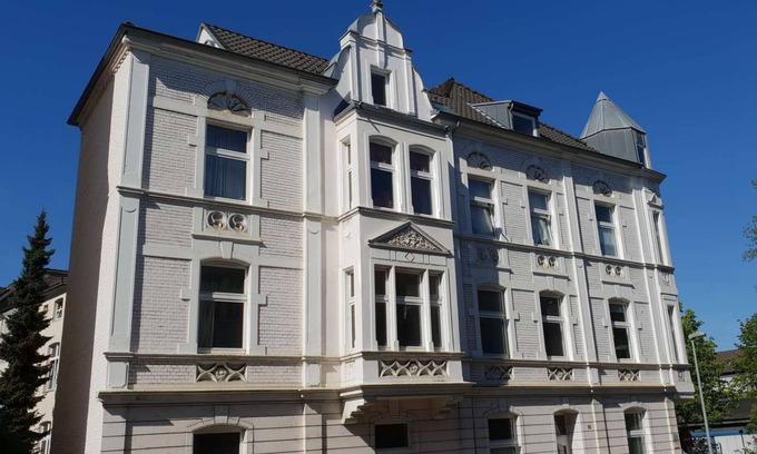 Rath Apartment | Luxuriöse Messe- und Ferienwohnung