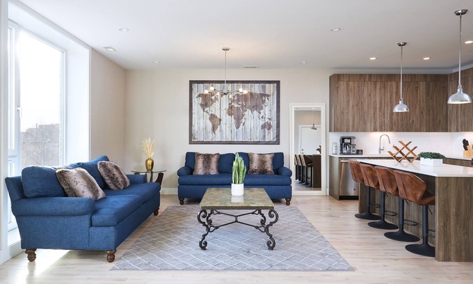 Lower West Side Condo | Luxuriant, Foodie, Culture,