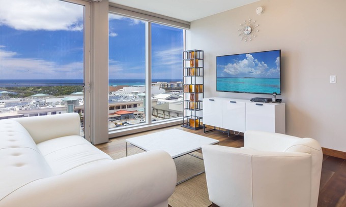 Ala Moana Condo | Luxurious 2.5 Bedroom Unit with Panoramic Ocean View in ONE Ala Moana