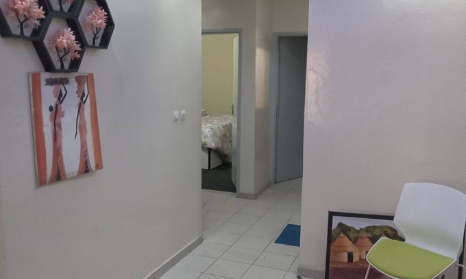 Dakar Apartment | Luxurious 2-bedroom apartment with fully air-conditioned living room in hann mariste