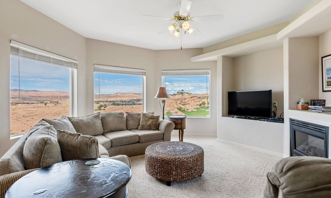 Mesquite Condo | Luxurious 2-Bedroom Condo on Wolf Creek Golf Course in Mesquite, Nevada