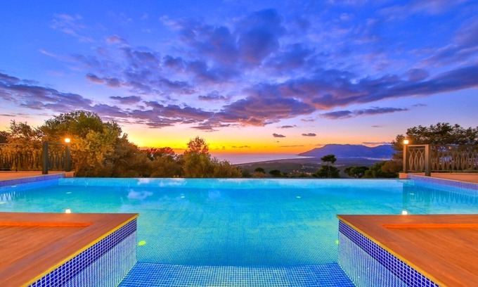 Patara House | Luxurious 2 Bedroom Villa with Stunning Sea views