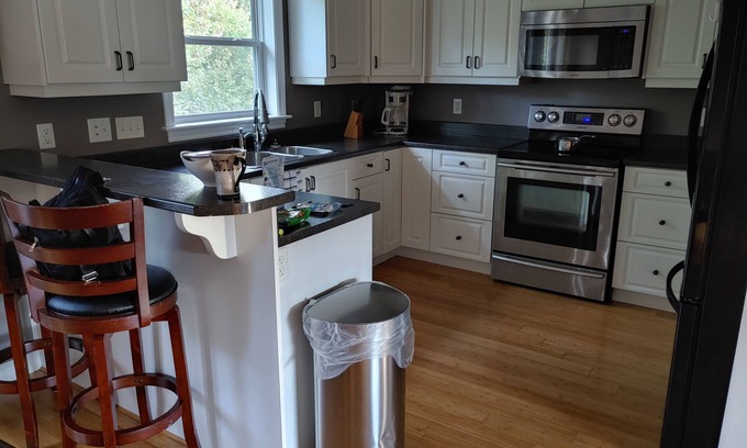 Fall River House | Luxurious 2 bedrooms with Bathroom