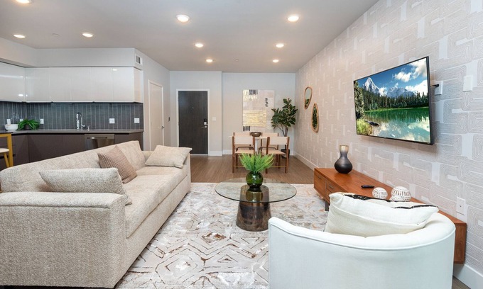 The Flats Condo | Luxurious 2BR Condo in K-town w/ Private Balcony!