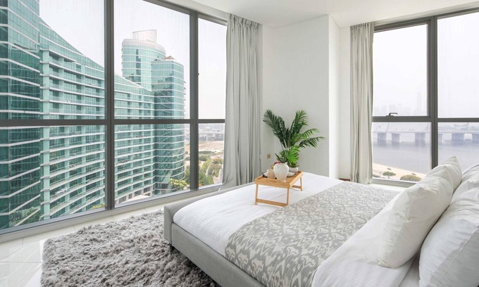 Dubai Festival City Apartment | Luxurious 2BR w/Amazing Dubai Creek Views!