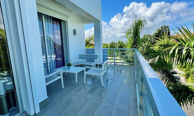 Punta Cana Village Apartment | Luxurious 3 bedroom penthouse in the heart of Punta Cana village