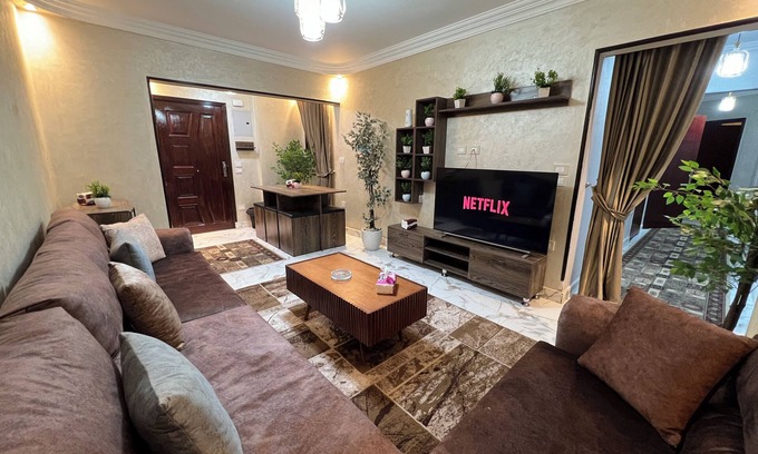 As-Sayidah Zaynab Apartment | Luxurious 3BR/3BA Apartment in Downtown Cairo: Wi-Fi, AC, Parking, and City View