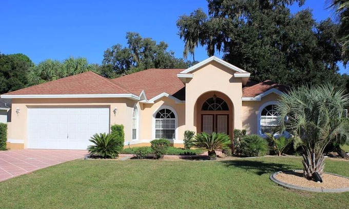 Hernando Villa | Luxurious 4 Bedroom Villa Pearl