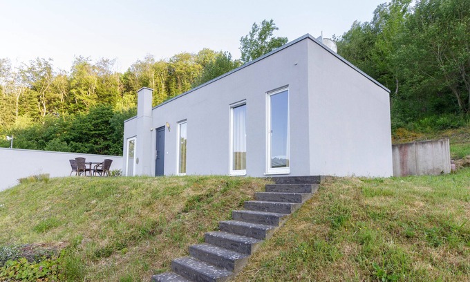Waxweiler House | Luxurious 4-person bungalow in the Eifel camping park
