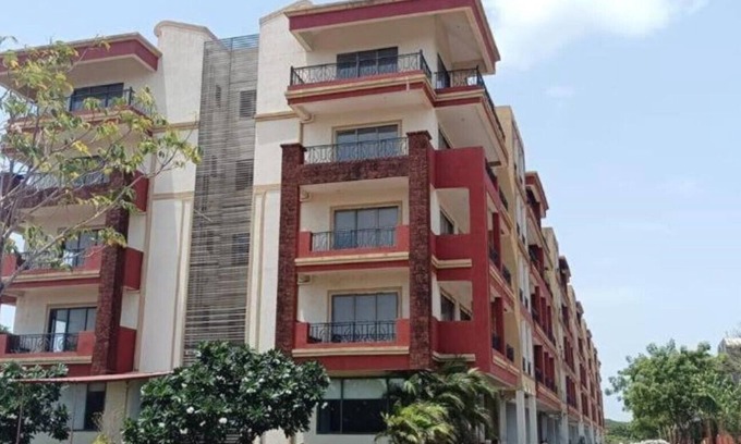 Bambolim Apartment | Luxurious 4BHK Flat & Apartment with King Size Bed near Bambolim Beach Goa nn
