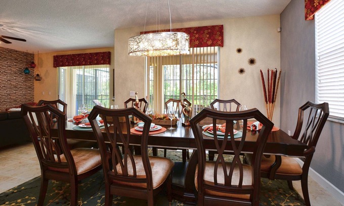 Lindfields House | Luxurious! 5 min to Disney! South facing pool/Gameroom/BabyGear