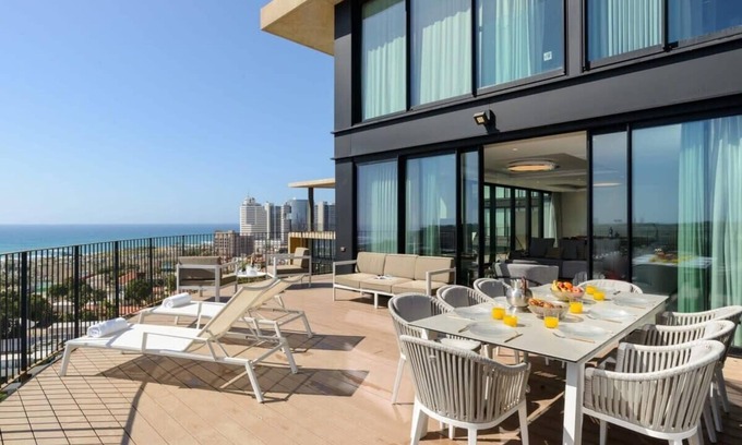 Tel Aviv Apartment | Luxurious 5BR Penthouse with Sea View by HolyGuest