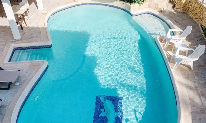 Cabarete Villa | Luxurious 6-bedroom Villa with AC, WiFi in Serene Cabarete
