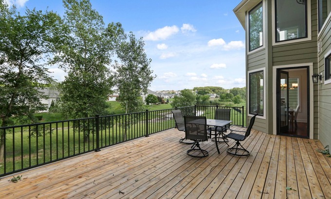 Crown Point House | Luxurious 7000 SqFt Mansion, Chef’s Kitchen, 800 SqFt Deck, 1200 SqFt Patio