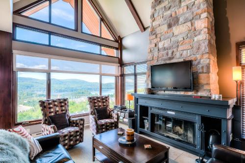 Mont-Tremblant Apartment | Luxurious Altitude Ski-in/Ski-out
