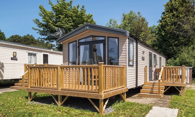 Kilgetty House | Luxurious and contemporary caravan.