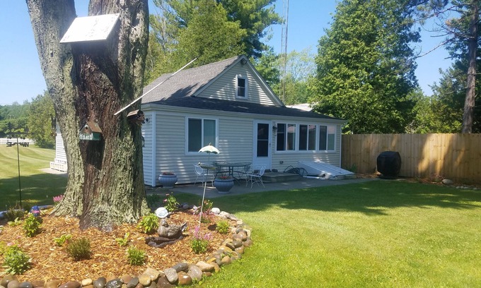 Carsonville Cottage | Luxurious And Elegant Home On Lake Huron