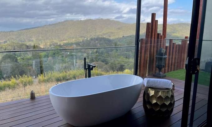 Neranwood Villa | Luxurious Villa at On Eagle Wings Mountain Retreat & Spa with Breakfast Included