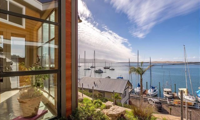 Morro Bay House | Luxurious Bayfront Home