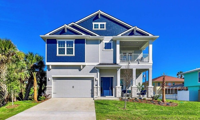Marineland Acres House | Luxurious Beach Home with Heated Pool