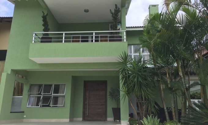 Vista Linda House | Luxurious beach house with swimming pool. In a high standard condominium-HANGA ROA